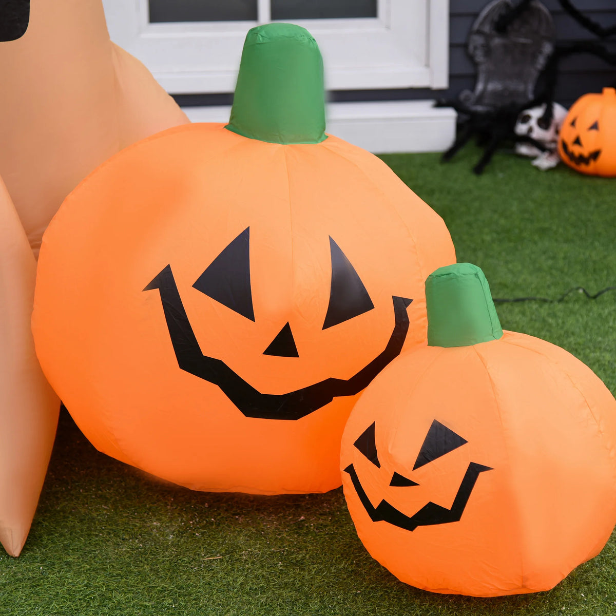 HOMCOM Halloween Inflatable Haunted Tree Outdoor Decoration