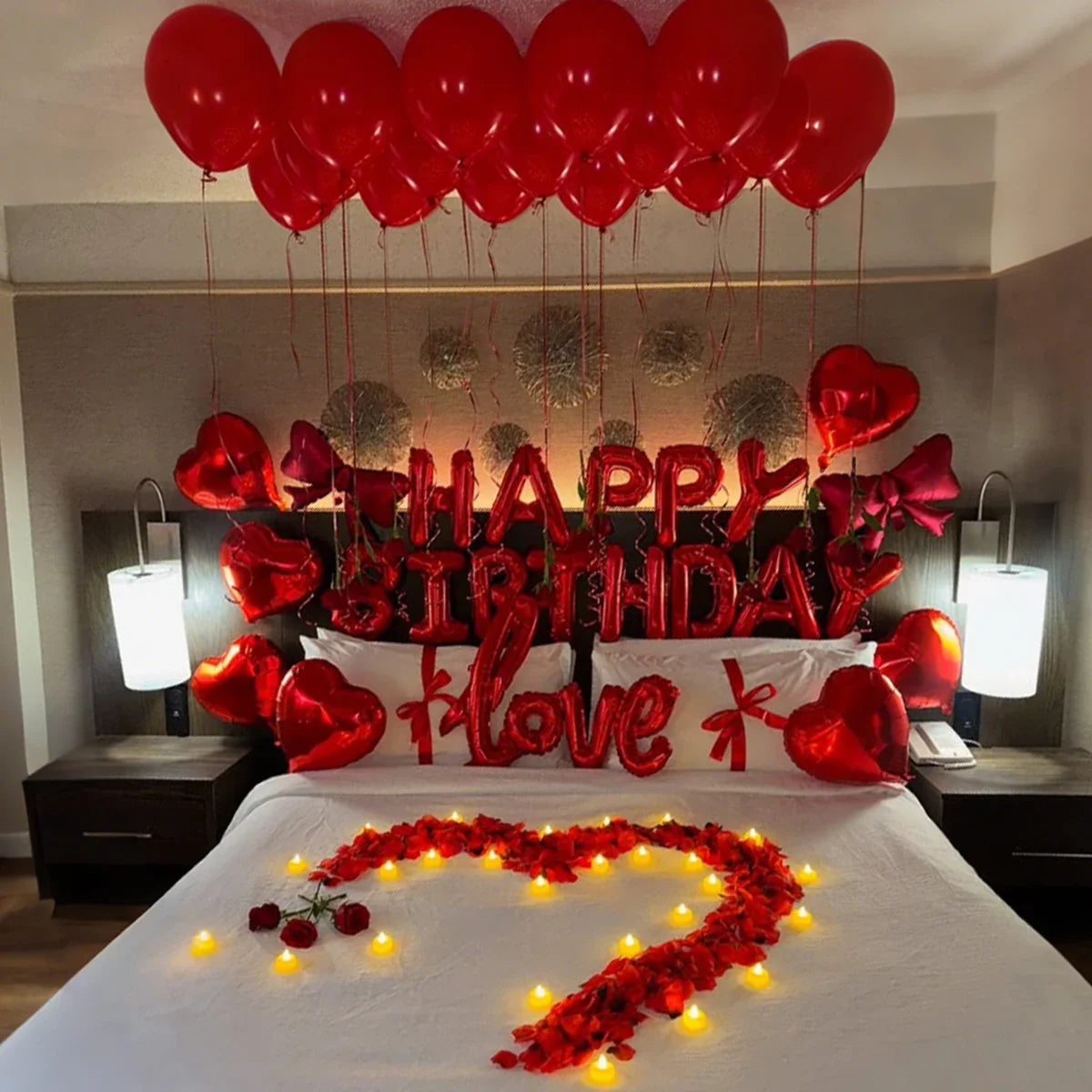 Red birthday balloon set with bow, love heart, aluminum foil balloon, simulated petals for birthdays and Valentine's Day