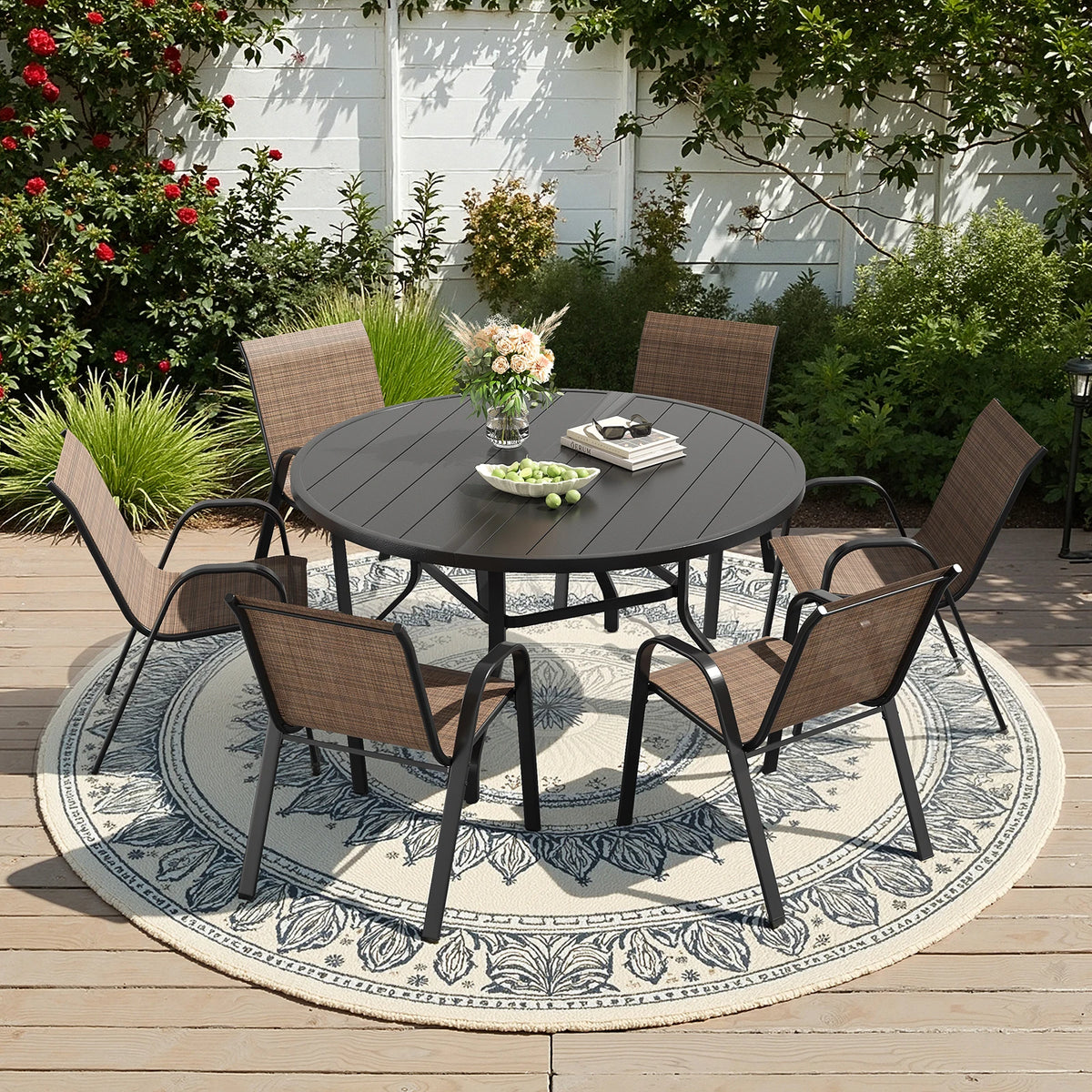 Professional Metal Outdoor Dining Set With Six Chairs For Patio